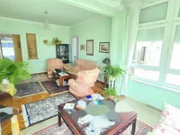 Недвижимость Четырехкомнатная квартира Центр: 3