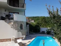 Недвижимость Семейный дом в Поляне: 2