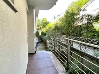 Недвижимость Трехкомнатная квартира, центр: 15