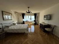 Недвижимость Четырехкомнатная квартира Центр: 5