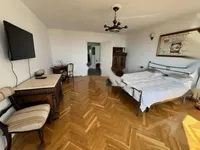 Недвижимость Четырехкомнатная квартира Центр: 6