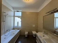 Недвижимость Четырехкомнатная квартира Центр: 7