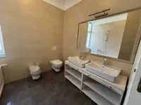 Недвижимость Четырехкомнатная квартира Центр: 8