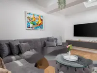 Недвижимость Трехкомнатная квартира Центр: 3