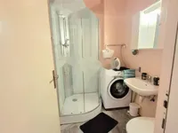 Недвижимость Двухкомнатная квартира в Центре: 11