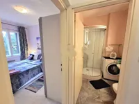 Недвижимость Двухкомнатная квартира в Центре: 13