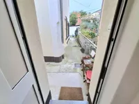 Недвижимость Двухкомнатная квартира в Центре: 18