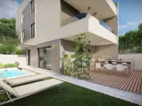 Недвижимость Четырехкомнатная квартира Ика: 1