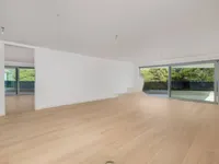 Недвижимость Трехкомнатная квартира Центр: 2