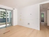 Недвижимость Трехкомнатная квартира Центр: 5