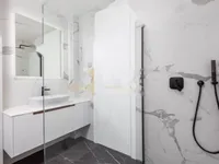 Недвижимость Трехкомнатная квартира Центр: 18