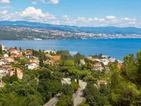 Недвижимость Четырехкомнатная квартира в центре Опатии: 52