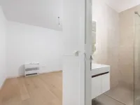 Недвижимость Трехкомнатная квартира Центр: 16