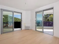 Недвижимость Трёхкомнатная квартира в центре: 4