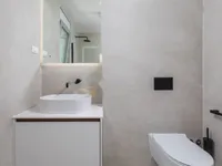 Недвижимость Трёхкомнатная квартира в центре: 17