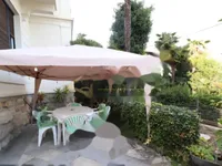 Недвижимость Двухкомнатная квартира в центре: 13