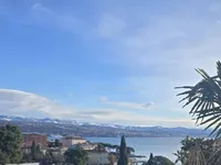 Недвижимость Трёхкомнатная квартира в центре Опатии: 1