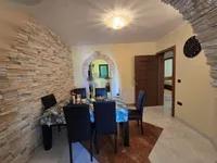 Недвижимость Многоквартирный дом Опатия: 5