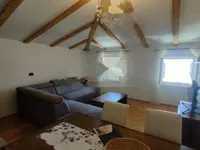 Недвижимость Трехкомнатная квартира Центр: 4