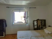 Недвижимость Трехкомнатная квартира Центр: 13