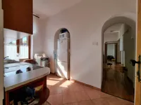 Недвижимость Трёхкомнатная квартира Центр: 2