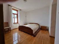 Недвижимость Трёхкомнатная квартира Центр: 5