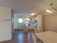 Недвижимость Трехкомнатная Квартира Центр: 1