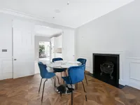 Недвижимость Alexander Square: 1