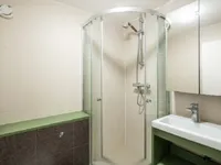 Недвижимость Upper Whistler Walk, Blantyre Street: 9