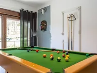 Недвижимость Многоквартирный дом Вепринац: 15