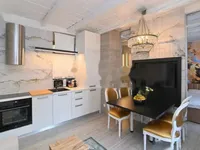 Недвижимость Четырехкомнатная квартира Центр: 1