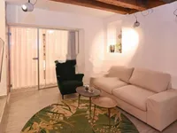 Недвижимость Четырехкомнатная квартира Центр: 12