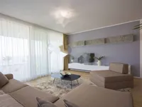 Недвижимость Трехкомнатная квартира в центре Опатии: 3