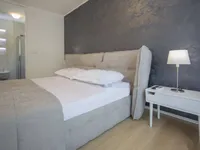 Недвижимость Трехкомнатная квартира в центре Опатии: 13