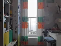 Недвижимость Трехкомнатная квартира в центре: 8