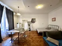 Недвижимость Четырехкомнатная квартира Центр: 4