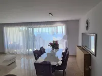 Недвижимость Многоквартирный дом в Побри: 28