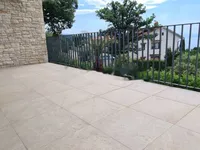 Недвижимость Многоквартирный дом Побри: 42