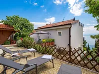 Недвижимость Четырехкомнатная квартира Центр: 9