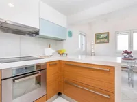 Недвижимость Четырехкомнатная квартира Центр: 18