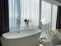 Недвижимость Четырехкомнатная квартира Центр: 3