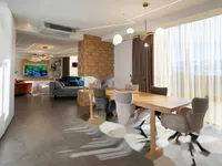 Недвижимость Четырехкомнатная квартира Центр: 16