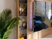 Недвижимость Четырехкомнатная квартира Центр: 23