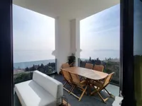 Недвижимость Четырехкомнатная квартира Центр: 47