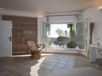 Недвижимость Четырехкомнатная квартира, Центр: 8