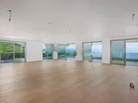 Недвижимость Четырехкомнатная квартира Центр: 4