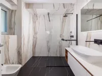 Недвижимость Четырехкомнатная квартира Центр: 15