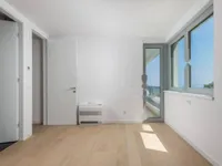 Недвижимость Четырехкомнатная квартира Центр: 17