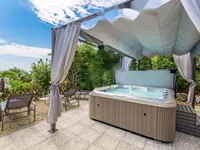 Недвижимость Многоквартирный Дом в Центре: 10