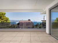 Недвижимость Трехкомнатная квартира Центр: 4